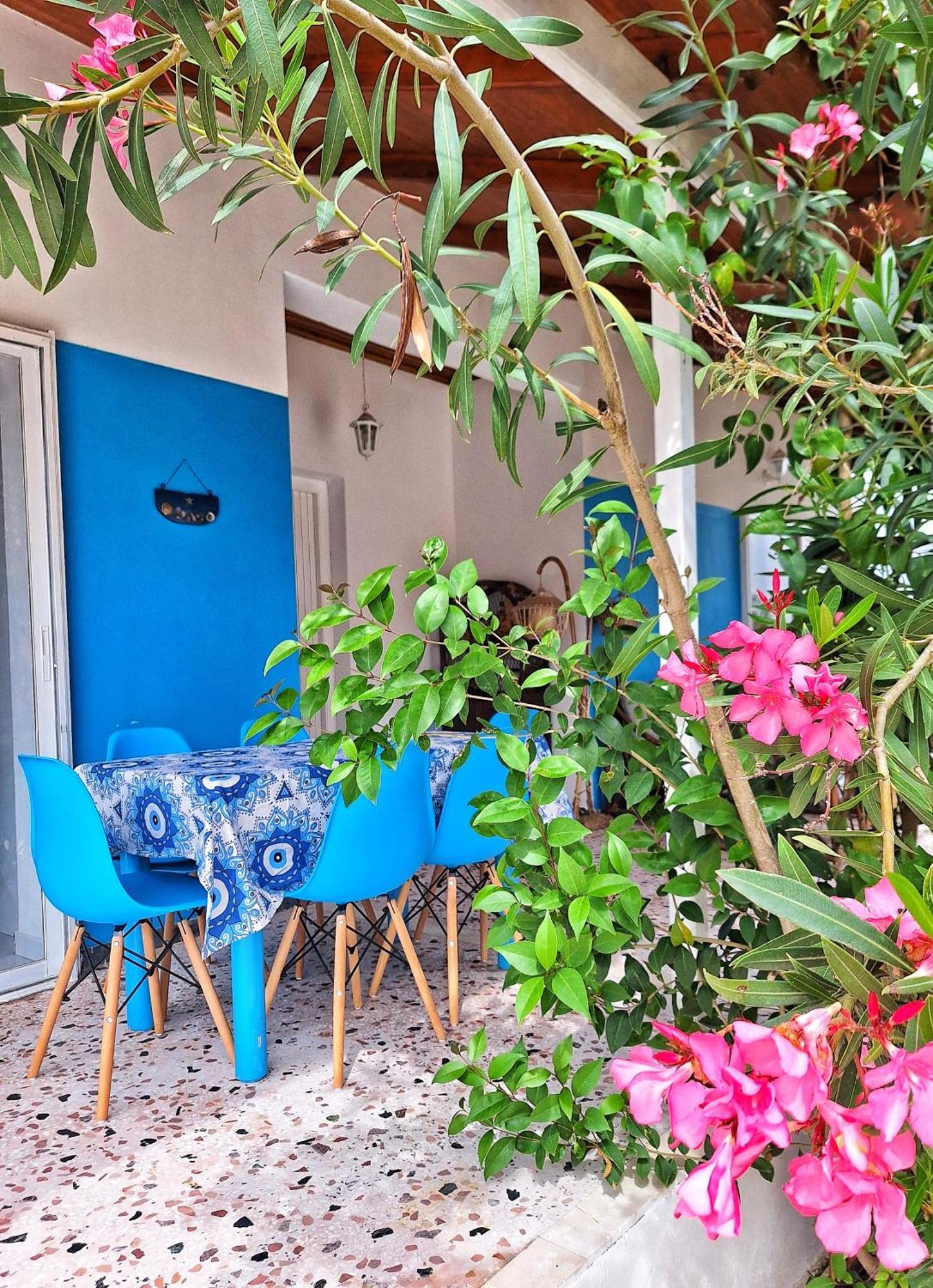 Lemami Seafront Bungalows Kávos Quarto foto